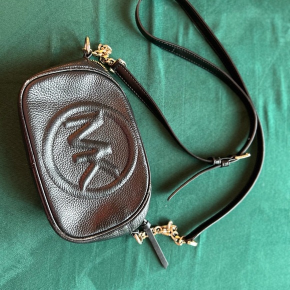 MICHAEL KORS Brynn Small Pebbled Leather Crossbody Bag - Picture 4 of 13